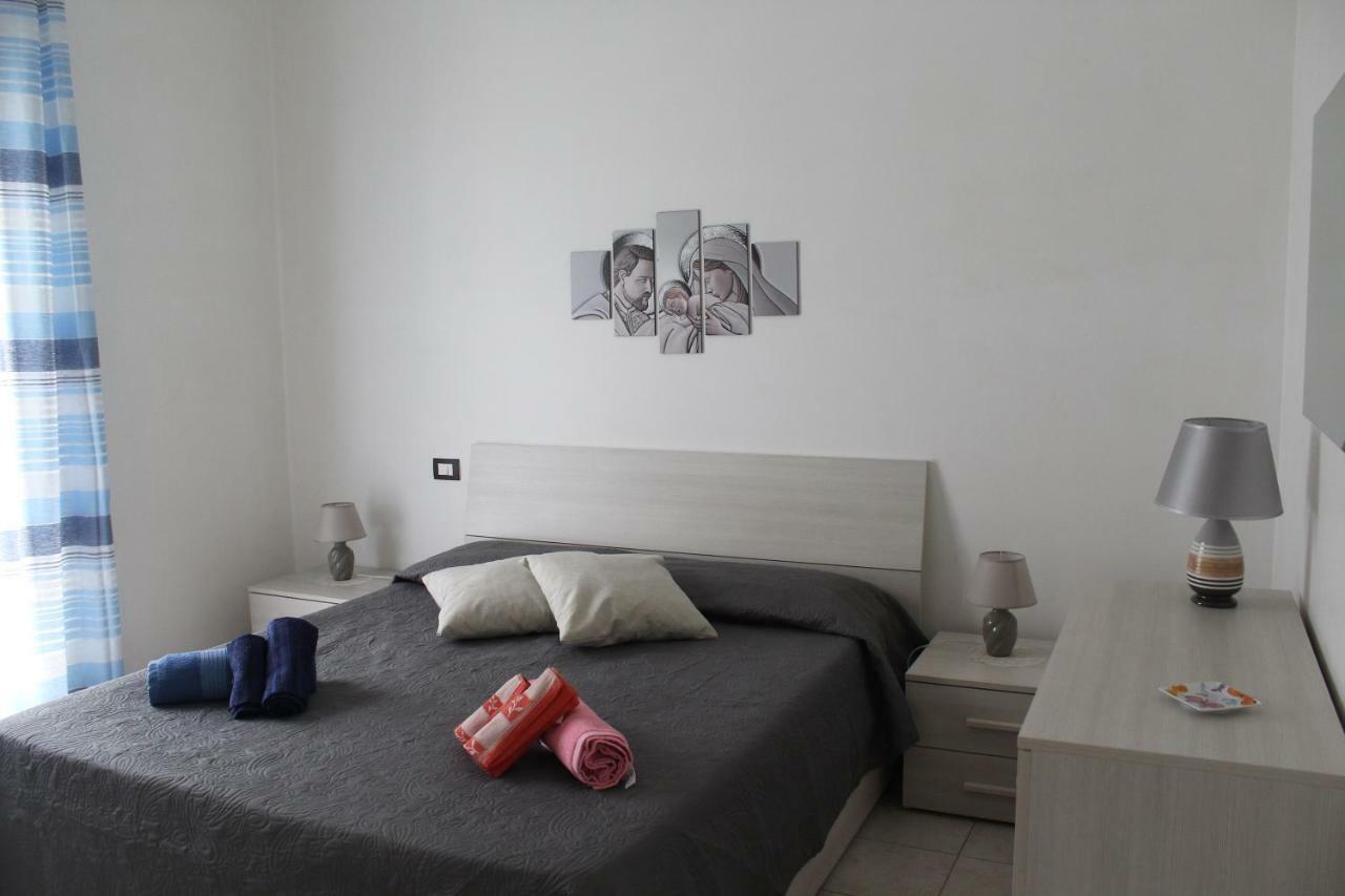 Casa Rafael Apartment Marina di Modica Bagian luar foto